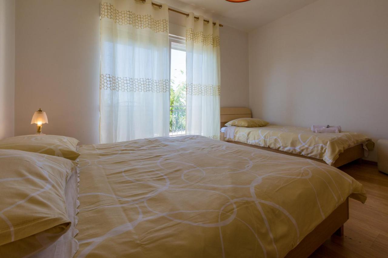 Apartments Domino R دْغاماي المظهر الخارجي الصورة