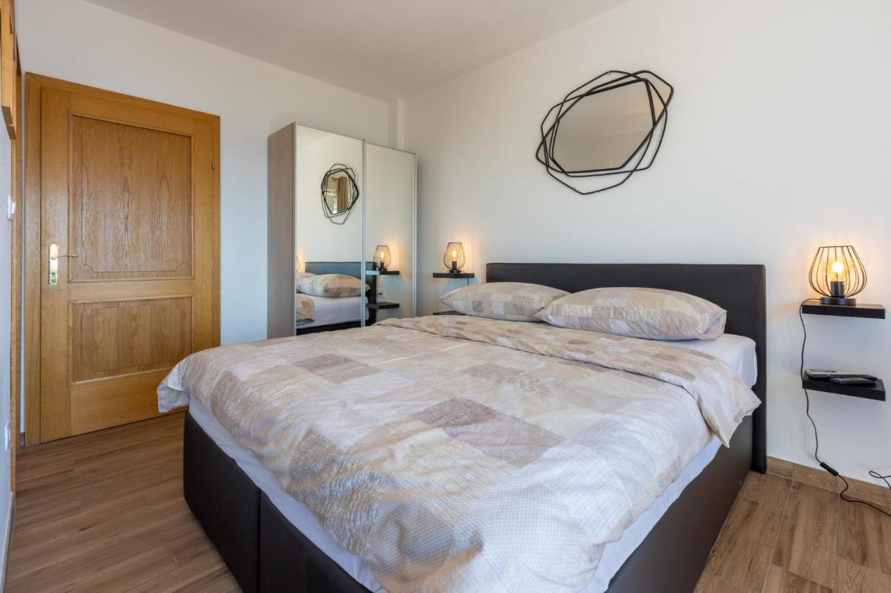Apartments Domino R دْغاماي المظهر الخارجي الصورة
